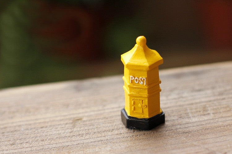 Miniature Mailbox – Micro Landscape Design