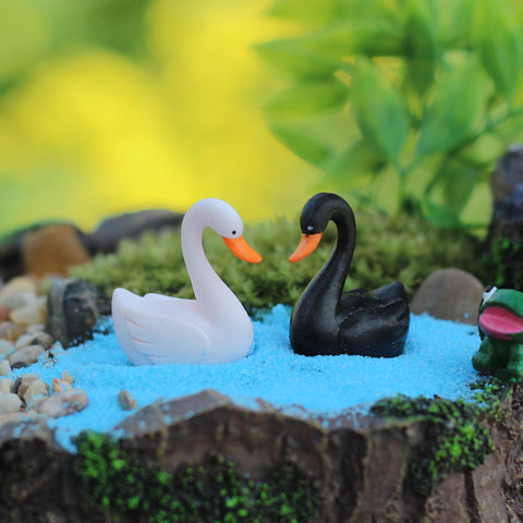 Miniature Swan Black and White (2 pcs)